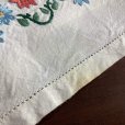 画像16: 手刺繍のテーブルクロス