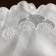 画像3: 刺繍とドロンワークのテーブルセンター