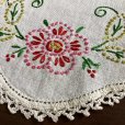 画像5: 手刺繍のオーバルドイリー (5)