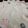 画像8: 手刺繍の大判ドイリー (8)