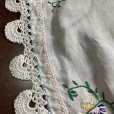 画像15: 手刺繍のテーブルセンター