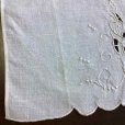 画像7: 手刺繍とカットワークのマット