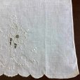 画像5: 手刺繍とカットワークのマット