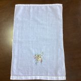 刺繍のタオル