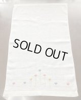 手刺繍のタオル