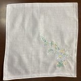 刺繍のハンカチ