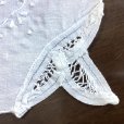 画像7: 刺繍とバテンレースのナプキン　（シミあり） (7)