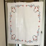 画像: 手刺繍のテーブルクロス