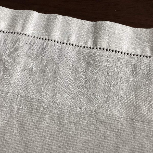 画像3: 地模様と刺繍のタオル (3)