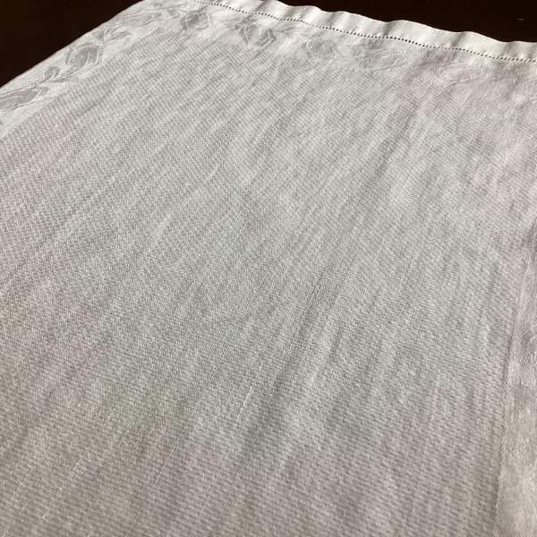 画像11: 地模様と刺繍のタオル (11)