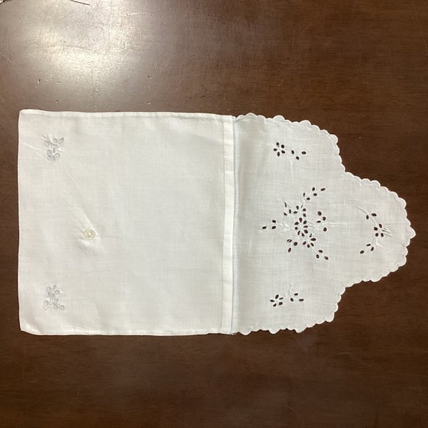 画像2: カットワークと刺繍のポーチ (2)