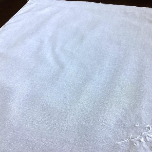 画像14: 刺繍とバテンレースのナプキン　（シミあり） (14)