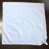 画像: 刺繍とバテンレースのナプキン