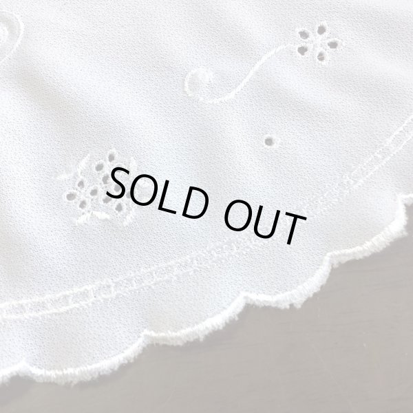 画像9: カットワークと刺繍の付け襟 (9)